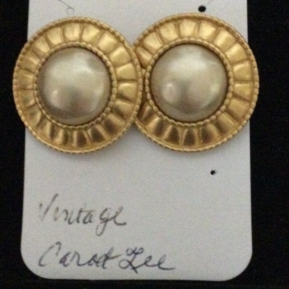 Carolee Gold and Pearl Vintage Earrings